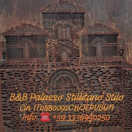 Family Palazzo Stillitano בית הארחה