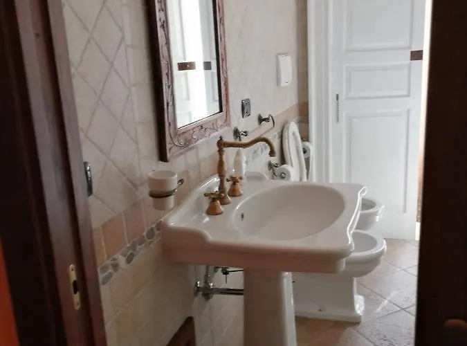 בית הארחה Family Palazzo Stillitano Stilo