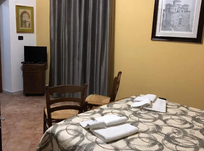 Family Palazzo Stillitano 3* Stilo